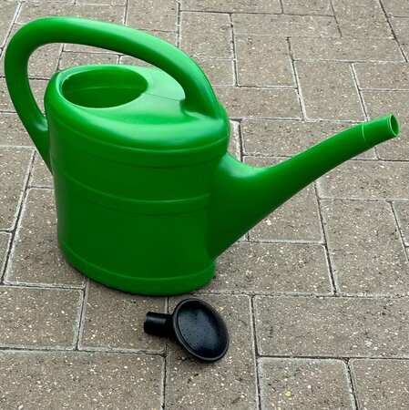 5L WATERING CAN - image 2