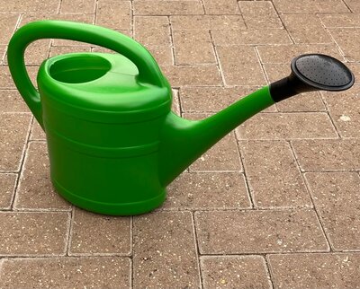 5L WATERING CAN - image 2