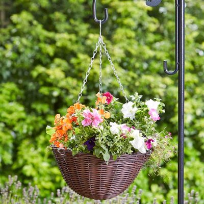 14IN CHESTNUT FAUX RATTAN HANGING BASKET - image 1