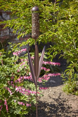 RUSTIC REED PEANUT FEEDER